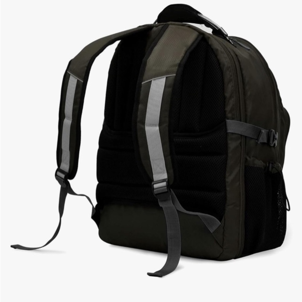 Travelers Choice Backpack.  EUC - Picture 3 of 16